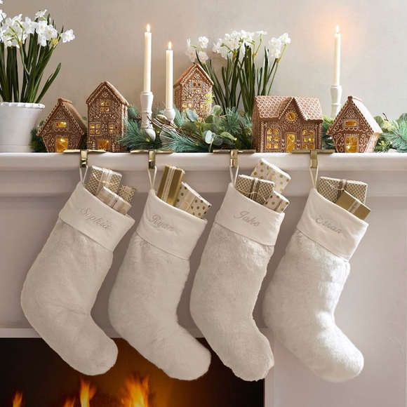 Pottery Barn Gingerbread House Stoneware New With Tag - Picture 9 of 13